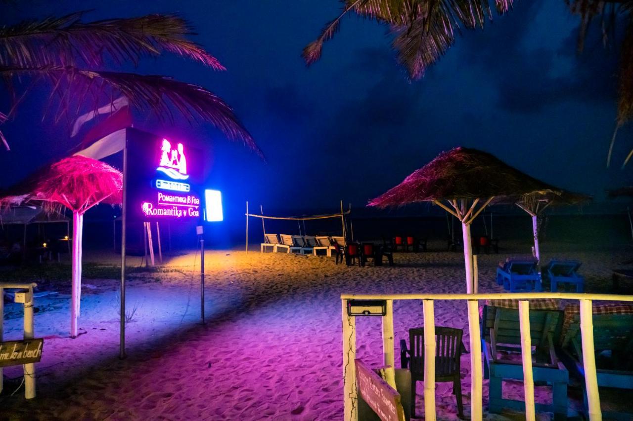 Village Susegat Beach Resort Morjim Bagian luar foto